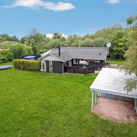Holiday home Awesome In With Wifi Ebeltoft