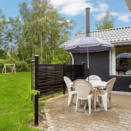 Holiday home Awesome In With Wifi